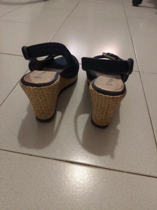 Sandalias cuña Tissaia mujer talla 40