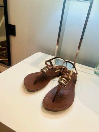 Sandalias Ipanema Talla 38 Marrón y Dorado
