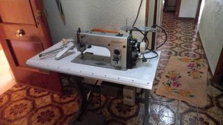 Máquina de coser plana Durkopp