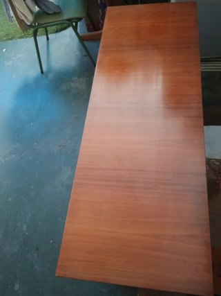 Cómoda antigua de madera