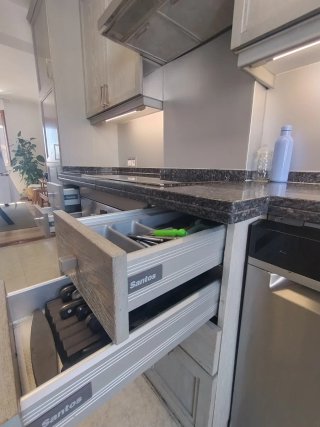 Cocina completa marca Santos, con electrodoméstico