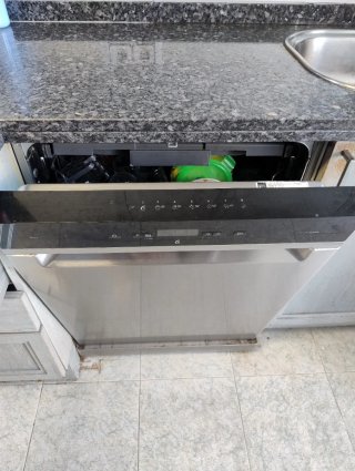 Cocina completa marca Santos, con electrodoméstico