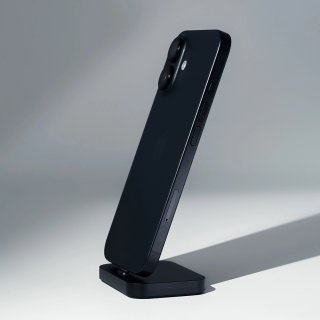 iPhone 16 128GB con 1 anno di garanzia