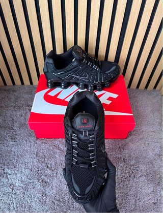 NIKE SHOX TL NEGRAS