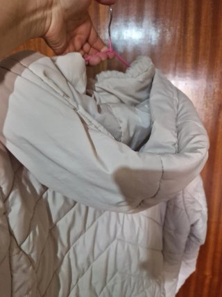 Chaqueta Sfera Beige con Capucha