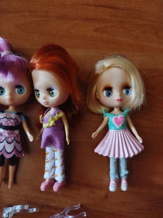 Lote 4 muñecas Littlest pet shop + 3 soportes