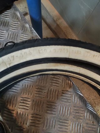 Pneus Continental TourRIDE anti-furo