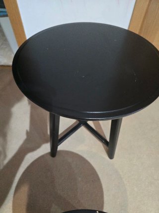 Mesa redonda Ikea KRAGSTA negra, Juego de dos.