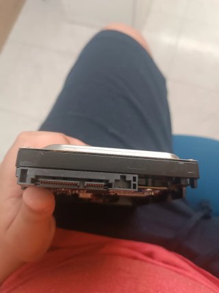 Disco Duro Hitachi 500GB - Para Piezas