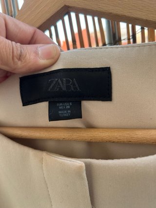 Vestido Zara con cinturón