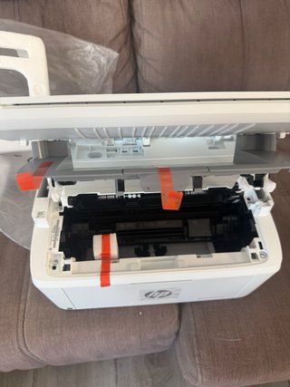 Impresora HP LaserJet MFP M140w totalmente nueva