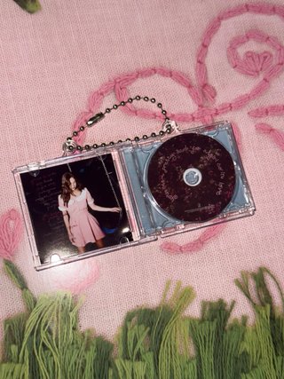 Mini CD Olivia Rodrigo you seem pretty sad