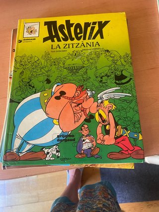 Lote de 30 cómics de Astérix y Obélix