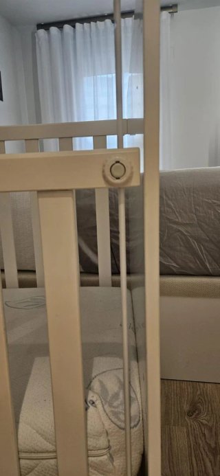 Cuna La Nuit con diseño de conejo