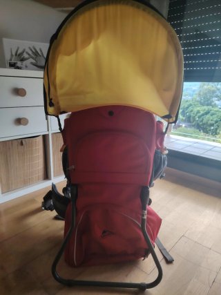 Mochila portabebés senderismo