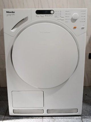 Secadora con porte 130€