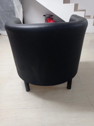 Sillón Polipiel Negro, tengo en total 7 unidades