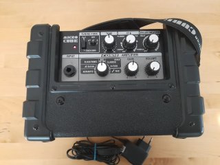 Amplificador Roland Micro Cube