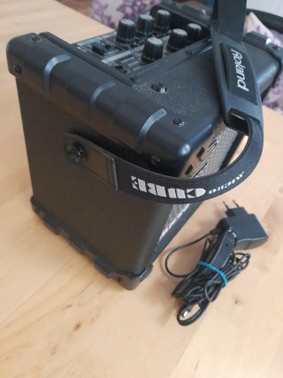 Amplificador Roland Micro Cube
