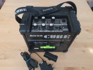 Amplificador Roland Micro Cube