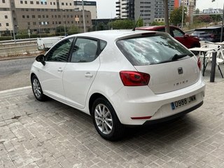 SEAT Ibiza 2016 pegatina C de la DGT