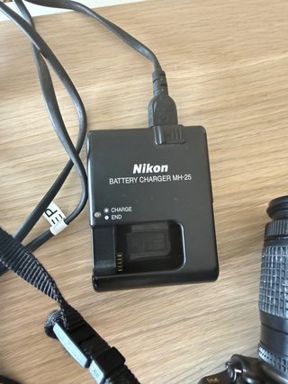 Nikon D600 Full Frame FX + Lente 28-80mm