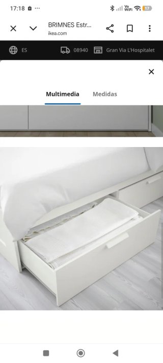 Cama Ikea blanca con cajones
