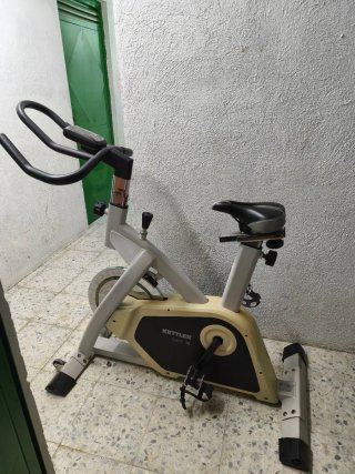 Bicicleta Estática Kettler Giro S