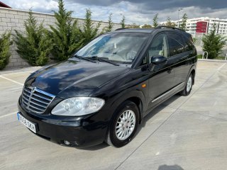 SsangYong Rodius 2009