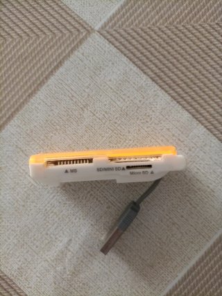 Lettore schede MS SD Mini SD Micro SD