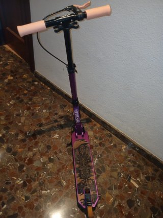Patinete Oxelo Morado con Ruedas Rosas