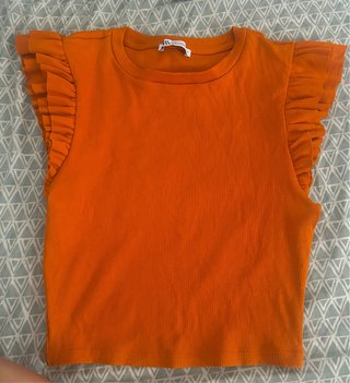 Top Zara volantes naranja