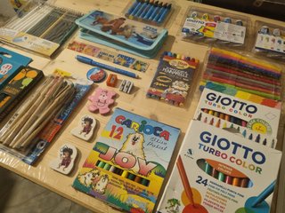 Materiale scolastico cancelleria assortito