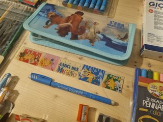 Materiale scolastico cancelleria assortito
