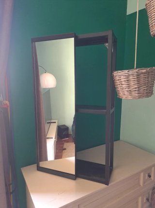 Armario de baño con espejo