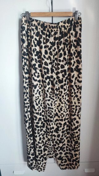 Pantalón pareo fluido Zara