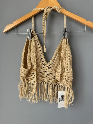 Top crochet con flecos