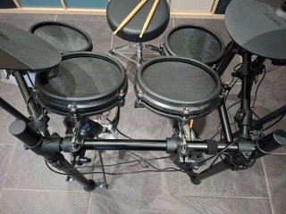 Bateria electrònica Alesis Nitro Mesh Kit