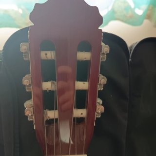 Guitarra Clásica Naranja