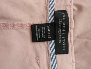 Pantalones cortos hombre rosa