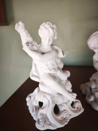 Pareja Figuras Porcelana bizcocho