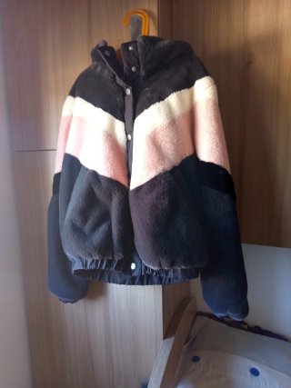 Cazadora pelo