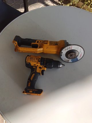 AMOLADORA DEWALT DCG412 Y TALADRO DEWALT DCD778