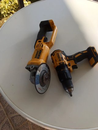 AMOLADORA DEWALT DCG412 Y TALADRO DEWALT DCD778