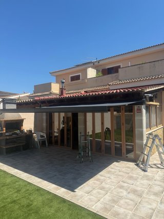 INSTALACIÓN Y REPARACIÓN DE TOLDOS Y VENTANAS EN M