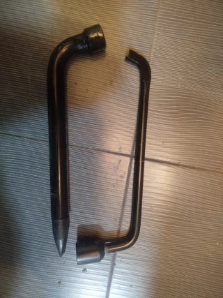 Llave de cruz para coche