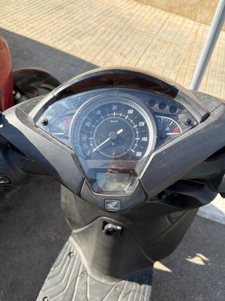 Honda SH125i Negra