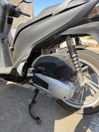 Honda SH125i Negra