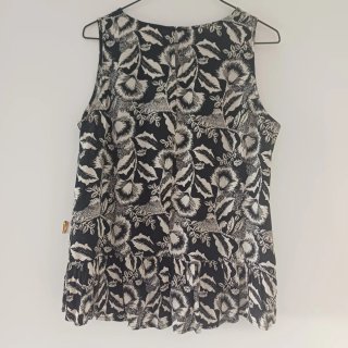 Top Mango estampado floral talla M