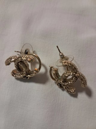 Pendientes Chanel Dorados